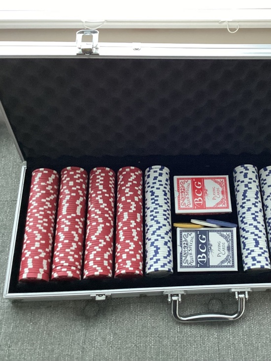 bcg Other - BCG No. 92 “Glub Special” 500-Piece Poker Set – Aluminum Case, 2 Decks, Dealer/B